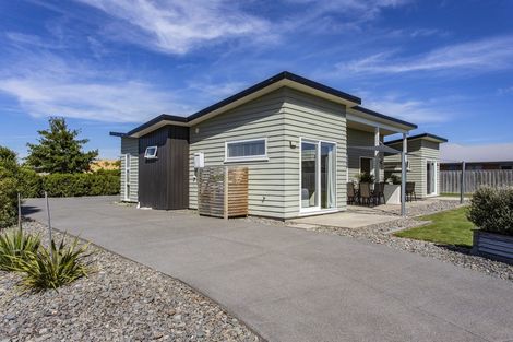 Photo of property in 1 Pemberton Drive, Amberley, 7410
