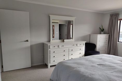 Photo of property in 7 Silhouette Way, Western Heights, Hamilton, 3200