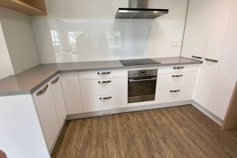 Photo of property in 2 Fennell Crescent, Silverdale, 0932