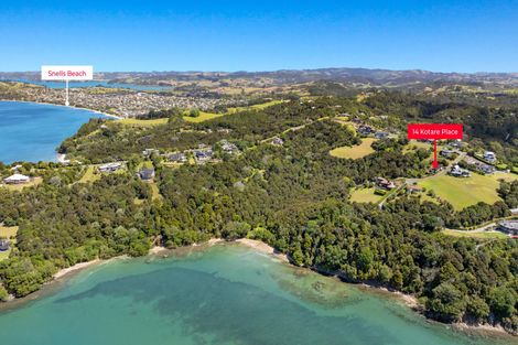 Photo of property in 14 Kotare Place, Sandspit, Warkworth, 0982