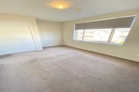 Photo of property in 49 Kirikiri Lane, East Tamaki, Auckland, 2013
