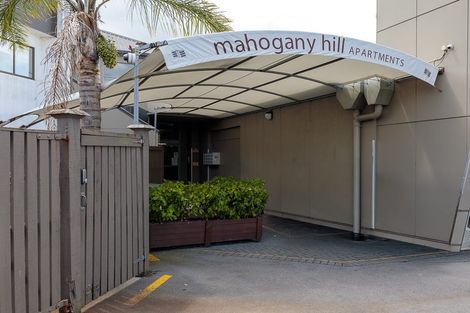 Photo of property in 6/5 Massey Avenue, Pukekohe, 2120