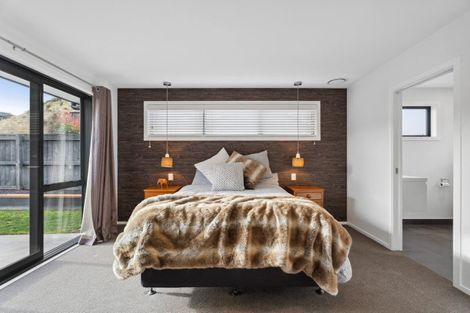 Photo of property in 1 Ashenhurst Way, Lower Shotover, Queenstown, 9304