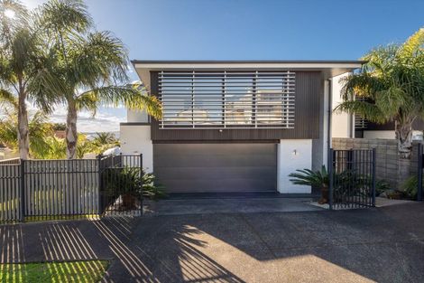 Photo of property in 1 Weona Place, Westmere, Auckland, 1022