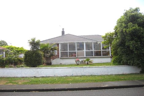Photo of property in 28 Edinburgh Avenue, Rosehill, Papakura, 2113