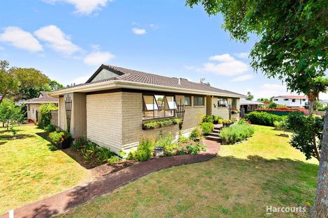 Photo of property in 4 Harbour Crest Drive, Waiuku, 2123