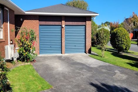 Photo of property in 17 Awanui Drive, Waikanae, 5036