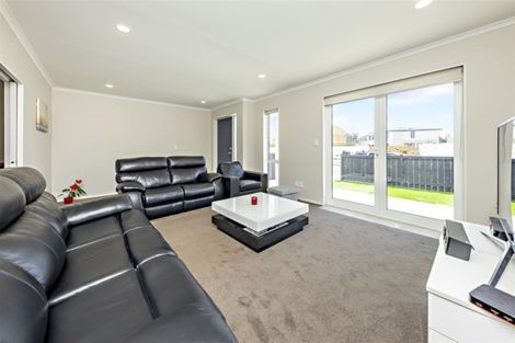 Photo of property in 31 Bellbird Street, Papakura, 2110