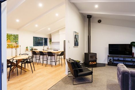 Photo of property in 60 Marion Street, Macandrew Bay, Dunedin, 9014