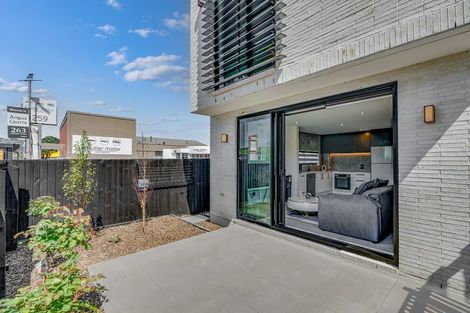 Photo of property in 2/265 Colombo Street, Sydenham, Christchurch, 8023