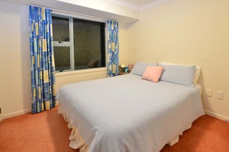 Photo of property in 1/26 Fenwick Avenue, Milford, Auckland, 0620