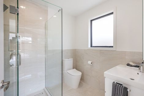 Photo of property in 110 Roberts Line, Kelvin Grove, Palmerston North, 4414