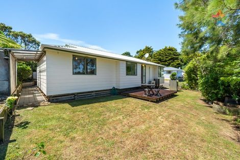 Photo of property in 13 Barberry Grove, Maungaraki, Lower Hutt, 5010