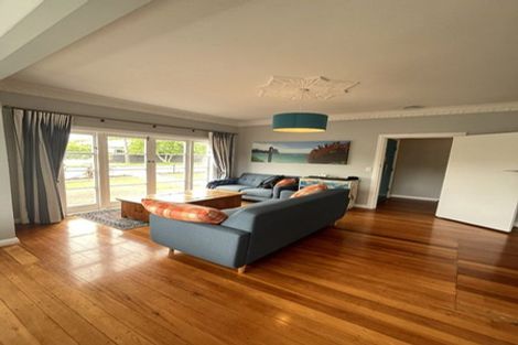 Photo of property in 3 Anderson Grove, Epuni, Lower Hutt, 5011