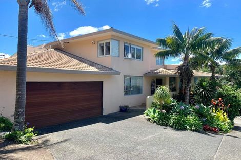 Photo of property in 1/464 Beach Road, Murrays Bay, Auckland, 0630