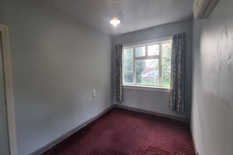 Photo of property in 12 Dilworth Street, Riccarton, Christchurch, 8011