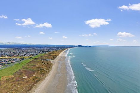 Photo of property in 76b Percy Road, Papamoa Beach, Papamoa, 3118