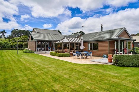 Photo of property in 31 Motukaraka Point, Pauatahanui, Porirua, 5381