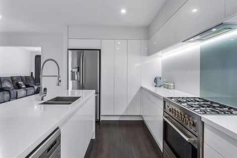 Photo of property in 6 Marble Court, Rolleston, 7614