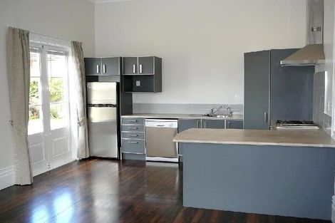 Photo of property in 21 Mozeley Avenue, Devonport, Auckland, 0624