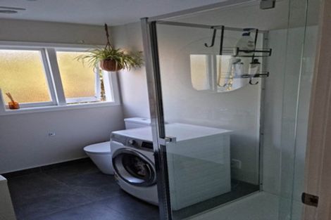 Photo of property in 20a Clayburn Road, Glen Eden, Auckland, 0602