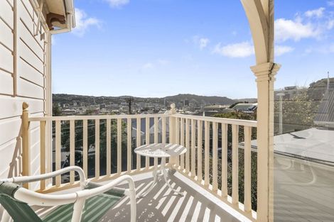 Photo of property in 29 Scarborough Terrace, Mount Victoria, Wellington, 6011