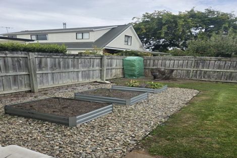 Photo of property in 2/75 Mclauchlan Street, Springlands, Blenheim, 7201