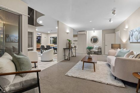 Photo of property in 2/99 Hebron Road, Waiake, Auckland, 0630