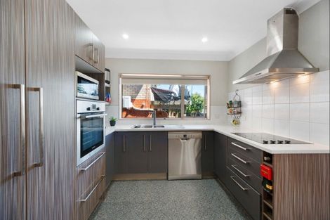 Photo of property in 7a Waterfront Road, Mangere Bridge, Auckland, 2022