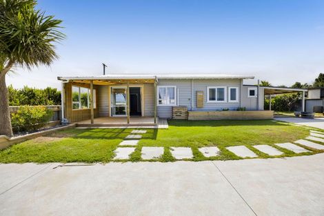 Photo of property in 23 Layard Street, Opunake, 4616