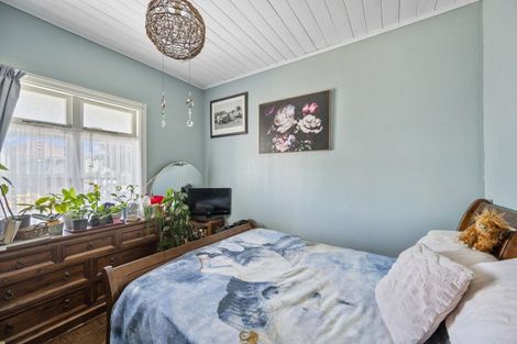 Photo of property in 176 Wellesley Road, Napier South, Napier, 4110