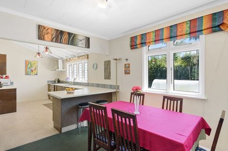 Photo of property in 1 Oriel Place, Levin, 5510