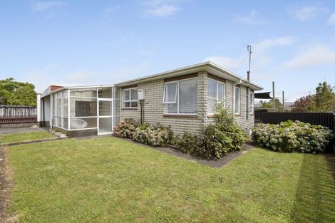 Photo of property in 6 Kahikatea Street, Inglewood, 4330