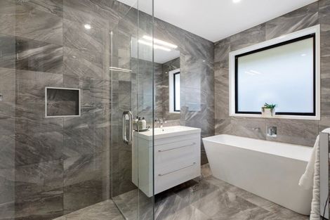 Photo of property in 25 Kite Way, Welcome Bay, Tauranga, 3112