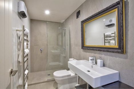 Photo of property in 27 Arrowtn-lke Hayes Road, Lake Hayes, Queenstown, 9371