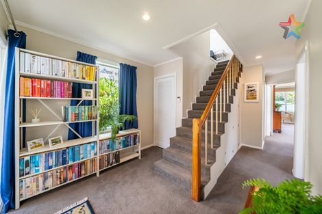 Photo of property in 14 Te Whiti Grove, Korokoro, Lower Hutt, 5012