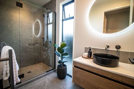 Photo of property in 238 Park Estate Road, Rosehill, Papakura, 2113