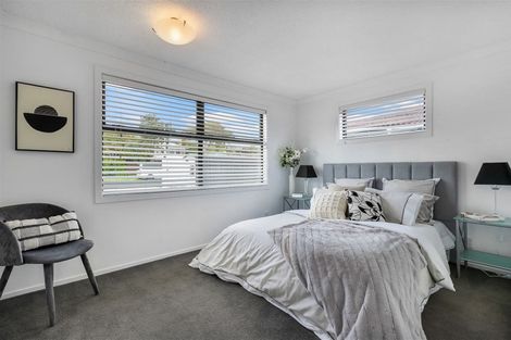 Photo of property in 49 Minaret Drive, Bucklands Beach, Auckland, 2014