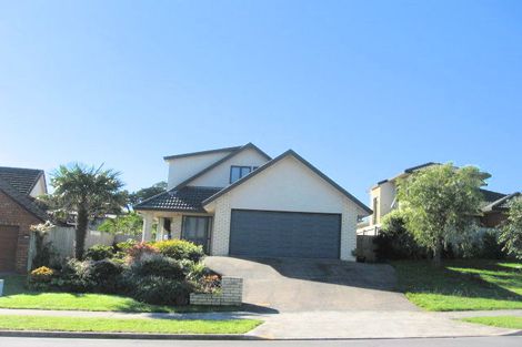 Photo of property in 323 Hill Road, The Gardens, Auckland, 2105