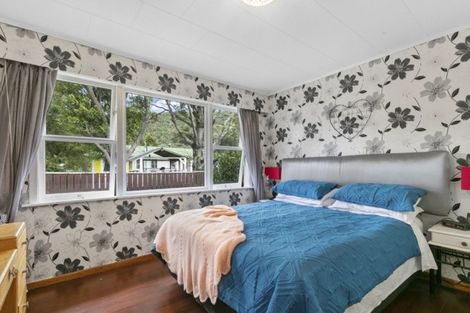 Photo of property in 14 Parenga Street, Wainuiomata, Lower Hutt, 5014