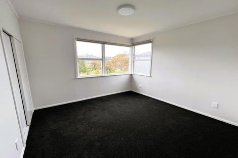 Photo of property in 27 Linwood Avenue, Forrest Hill, Auckland, 0620
