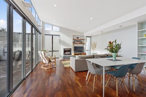 Photo of property in 6 Boardwalk Lane, Seatoun, Wellington, 6022