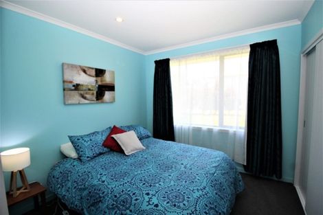 Photo of property in 8 Gordon Street, Woodville, 4920