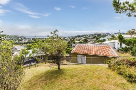 Photo of property in 11 The Spinney, Titahi Bay, Porirua, 5022