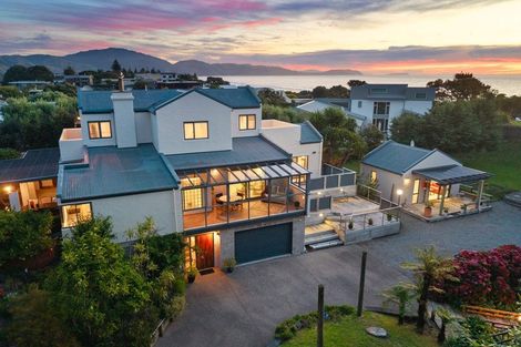 Photo of property in 69 Matatua Road, Raumati Beach, Paraparaumu, 5032