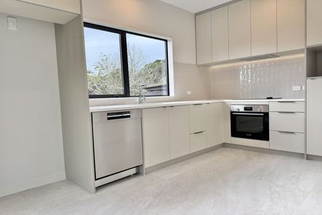 Photo of property in 4/29 Brandon Road, Glen Eden, Auckland, 0602