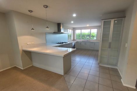 Photo of property in 35 Magma Crescent, Stonefields, Auckland, 1072