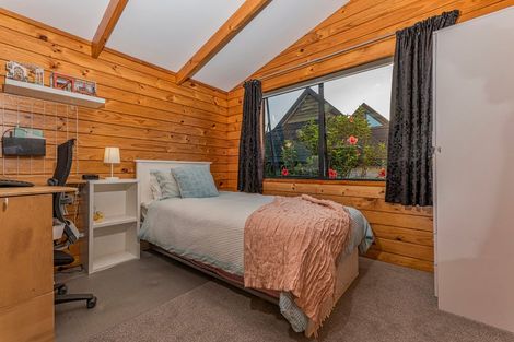 Photo of property in 1/32 Glucina Avenue, West Harbour, Auckland, 0618