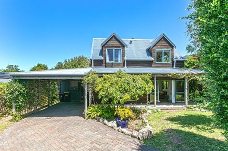 Photo of property in 35 Michelle Lane, Hahei, Whitianga, 3591
