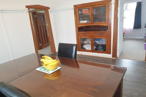 Photo of property in 46 Cambridge Terrace, Waiwhetu, Lower Hutt, 5010